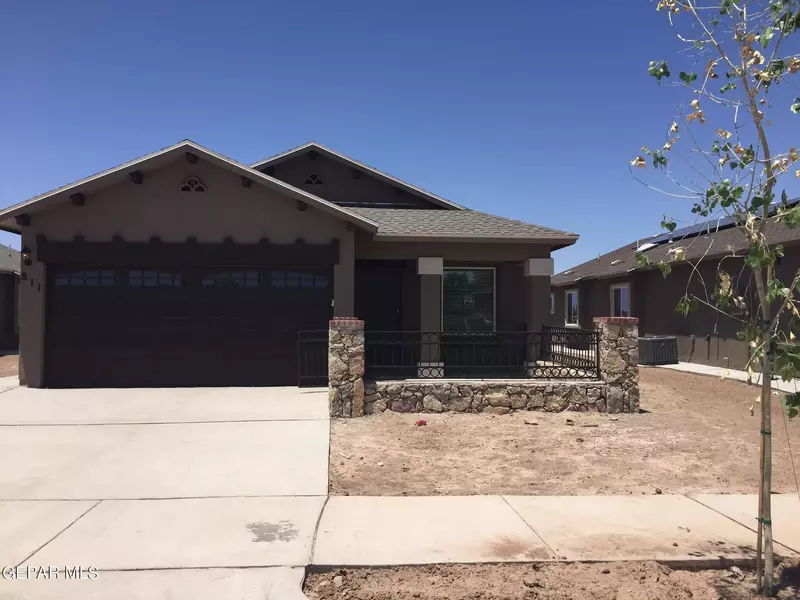 5113 Jennifer Claire LN, El Paso, TX 79938