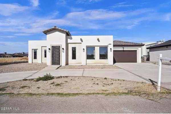 Sunland Park, NM 88063,2820 Girl Scout Ln