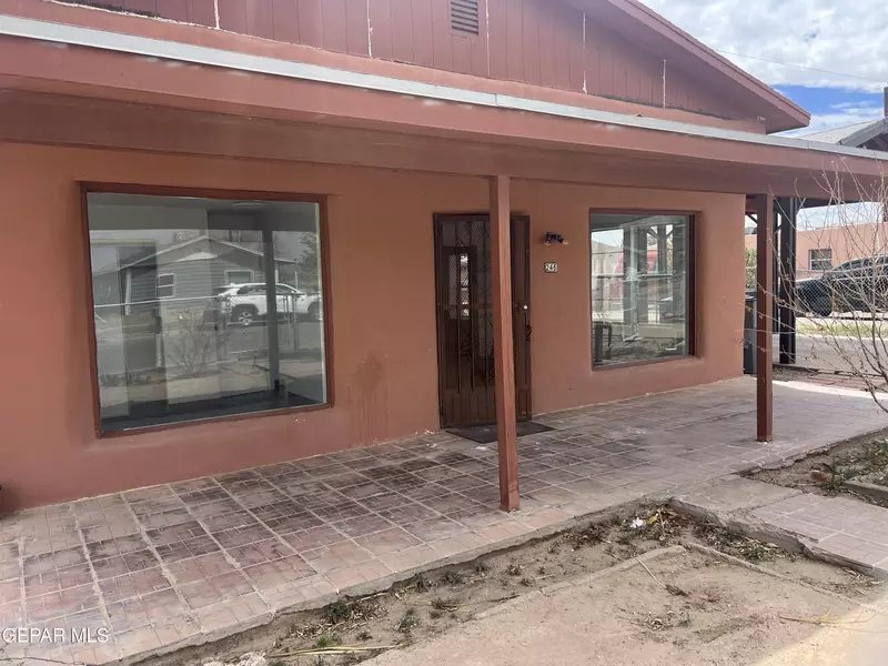 246 N CARNES RD, El Paso, TX 79907