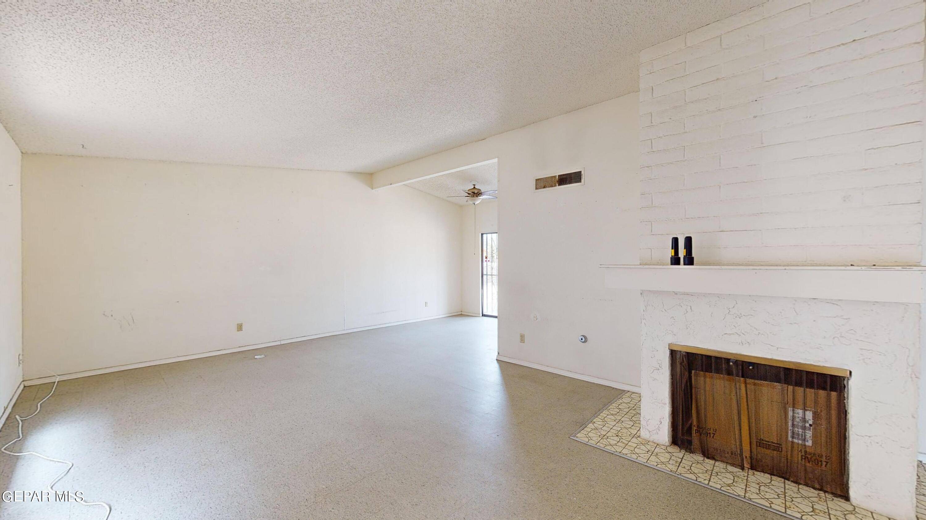 El Paso, TX 79935,10709 SAM SNEAD DR