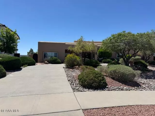 1004 Overlook Ridge LN, El Paso, TX 79912