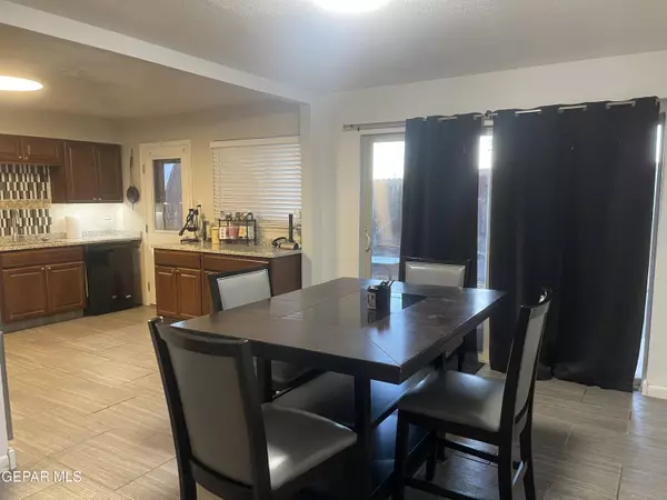 517 Balboa RD El Paso, TX 79912