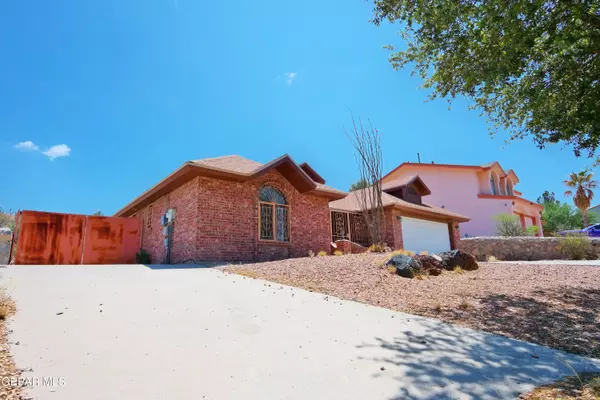 El Paso, TX 79912,6205 Bluff Trail LN