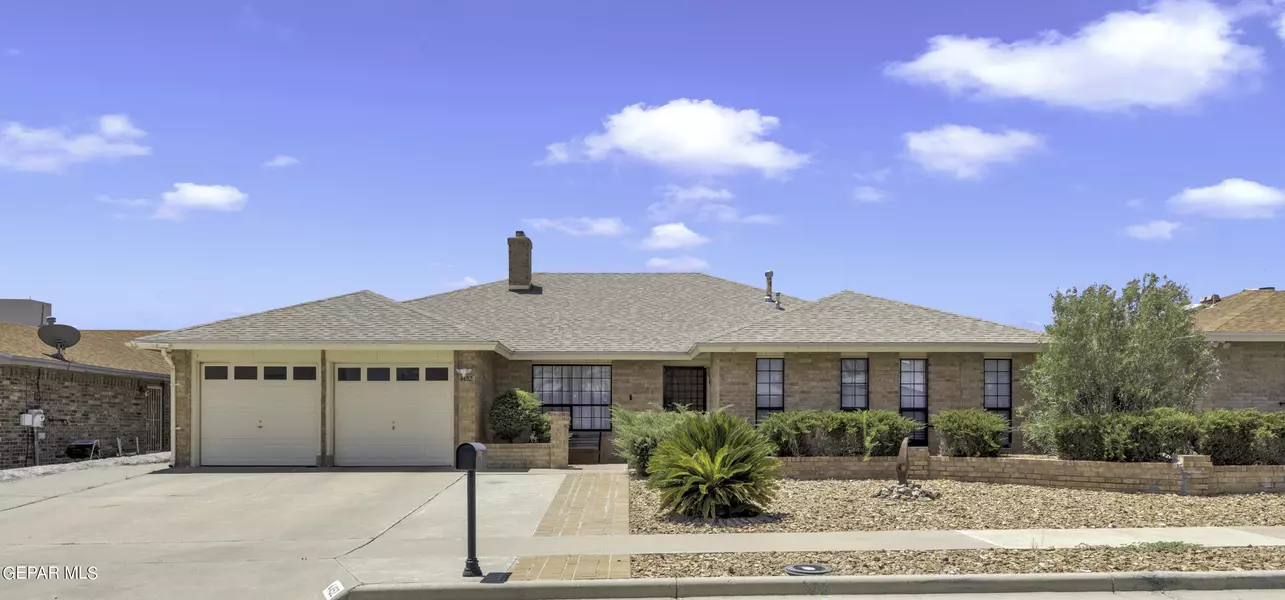 4452 GEN MALONEY CIR, El Paso, TX 79924