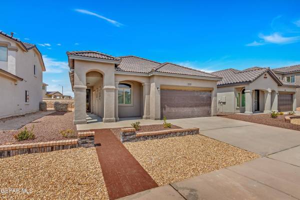 14325 Chris Zingo LN, Horizon City, TX 79928