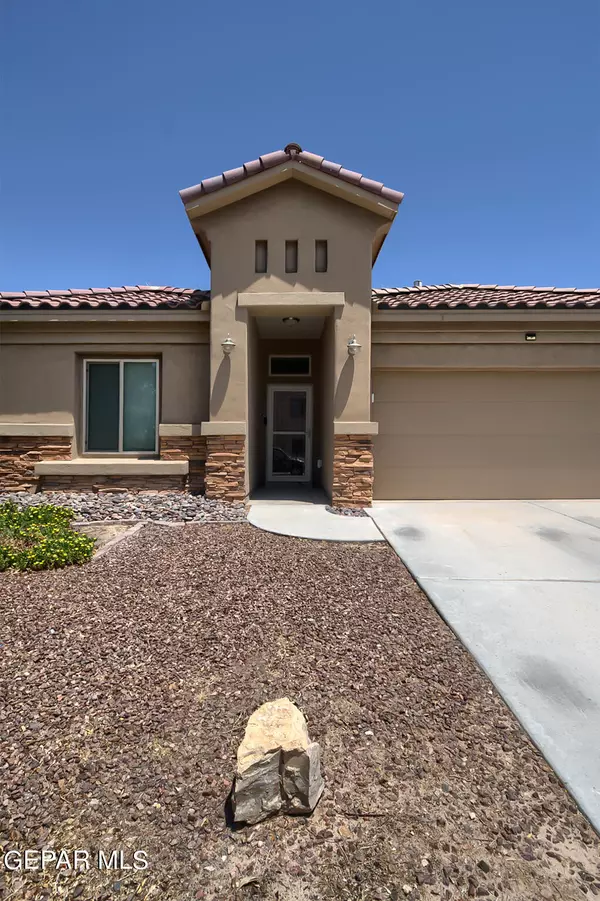 El Paso, TX 79928,216 saltford PL