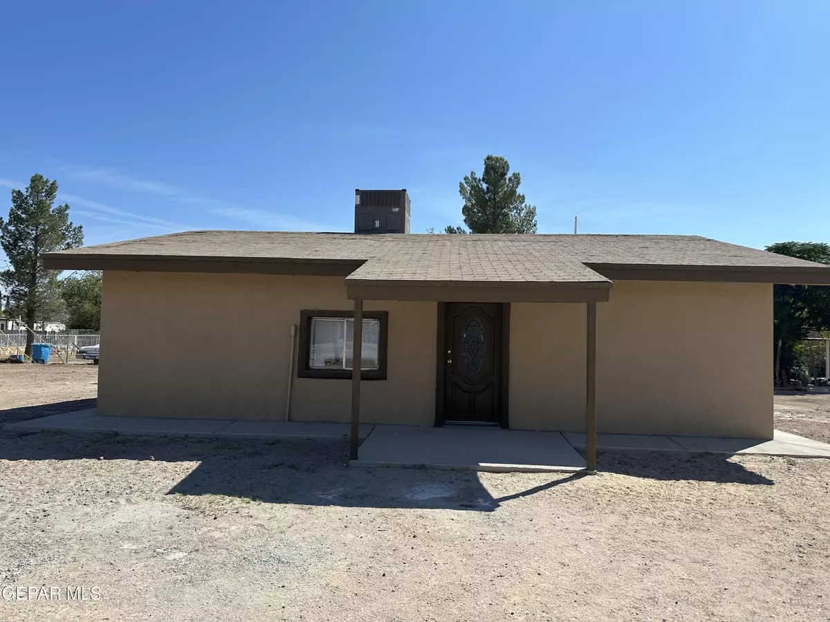 San Elizario, TX 79849,13271 Petunia DR