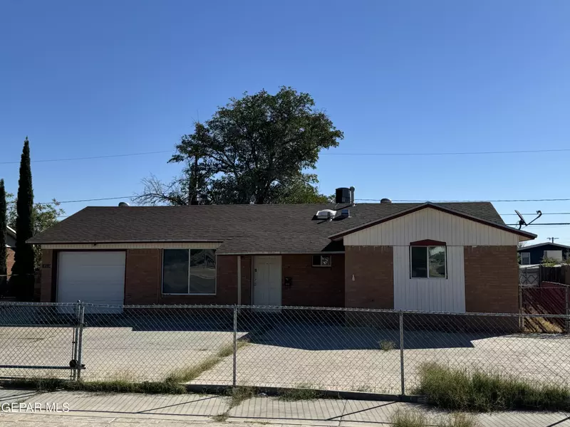 10314 KELLOGG ST, El Paso, TX 79924