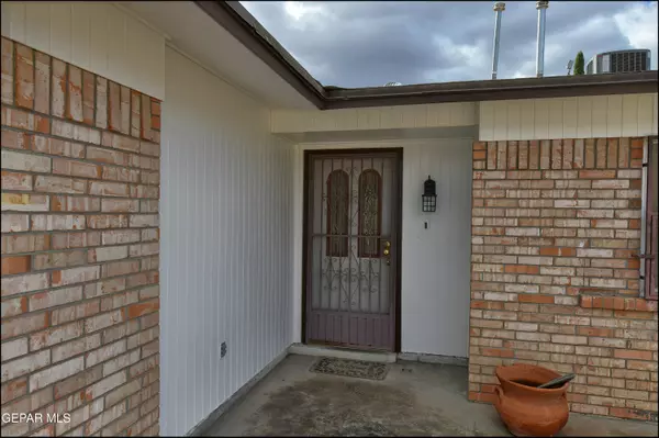 El Paso, TX 79924,10609 TIBER PL