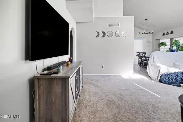 El Paso, TX 79924,4745 Harvest LN