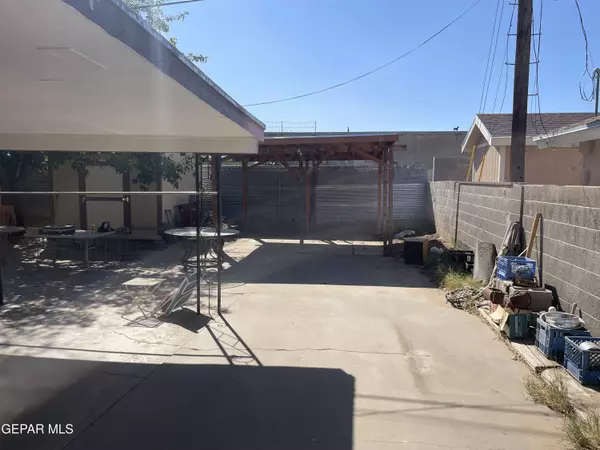 El Paso, TX 79907,8120 Tigua CIR