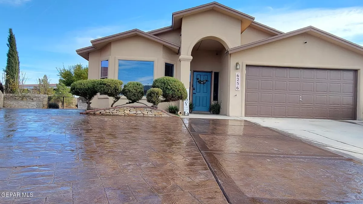 El Paso, TX 79924,6256 Lovebird LN