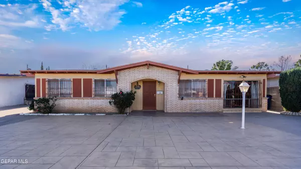 7140 Lemon Tree LN, El Paso, TX 79915