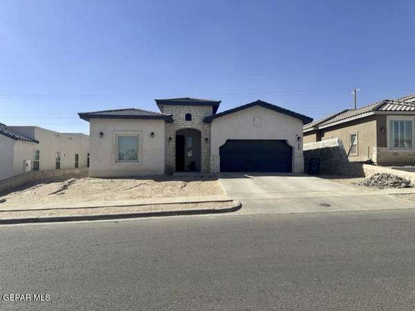 869 Eastwell DR, Horizon City, TX 79928