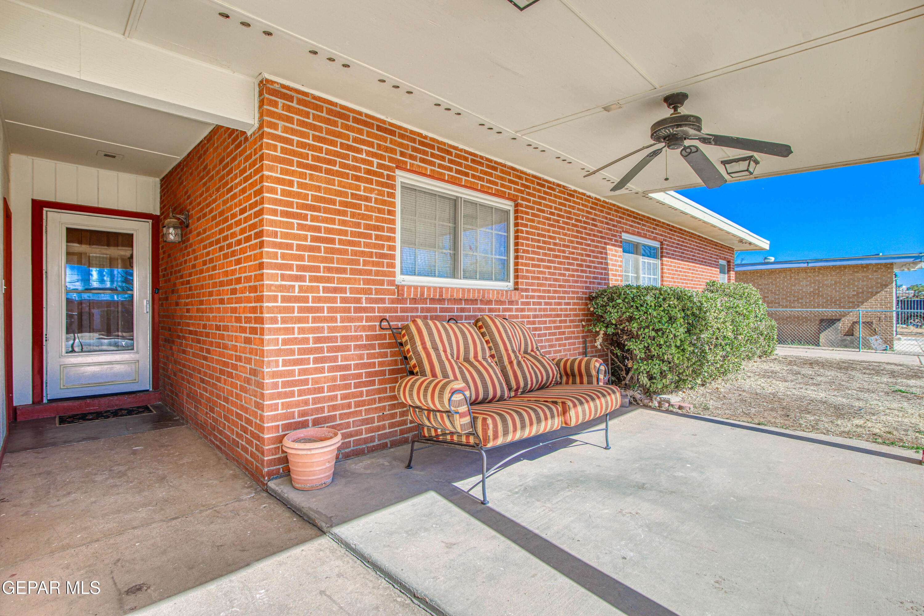 El Paso, TX 79924,5115 Beautonne AVE