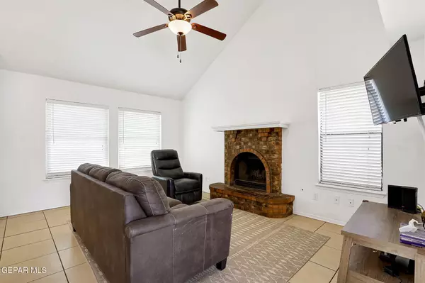 El Paso, TX 79936,3169 Lonesome Dove CIR