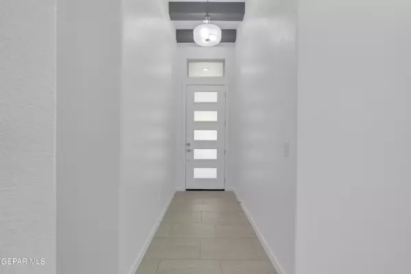 Socorro, TX 79927,488 Plateau DR