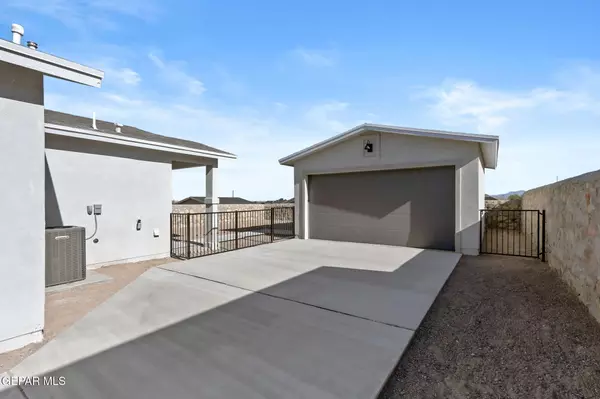 Vinton, TX 79821,445 Miguel Payan CT