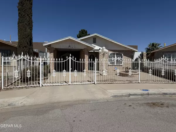 1079 Green Lilac CIR, El Paso, TX 79915