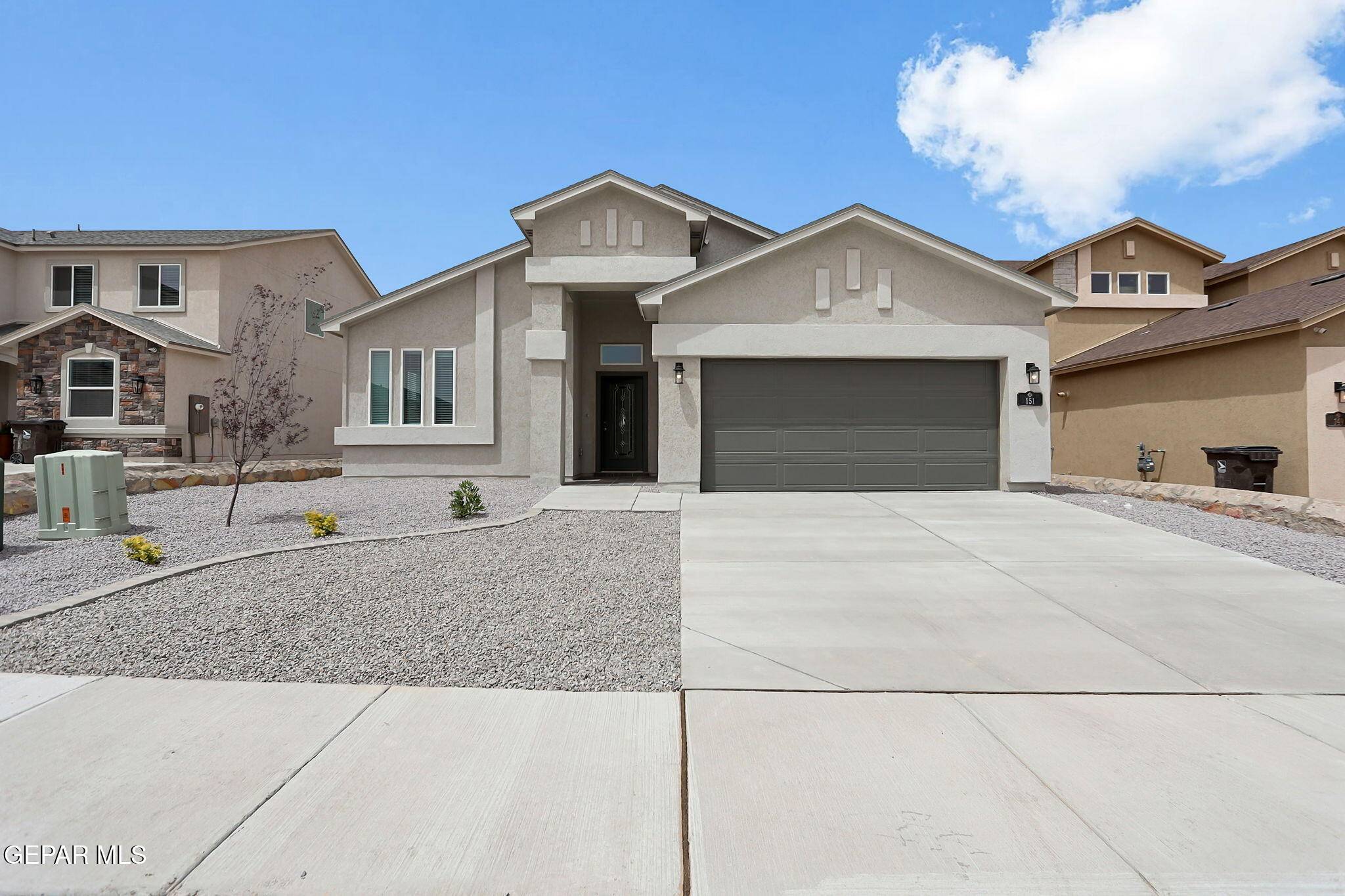 151 Esther TRL,  Sunland Park,  NM 88008