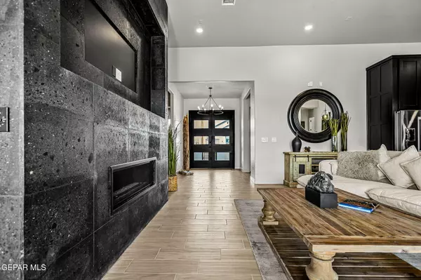 Horizon City, TX 79928,325 Emerald Rise DR