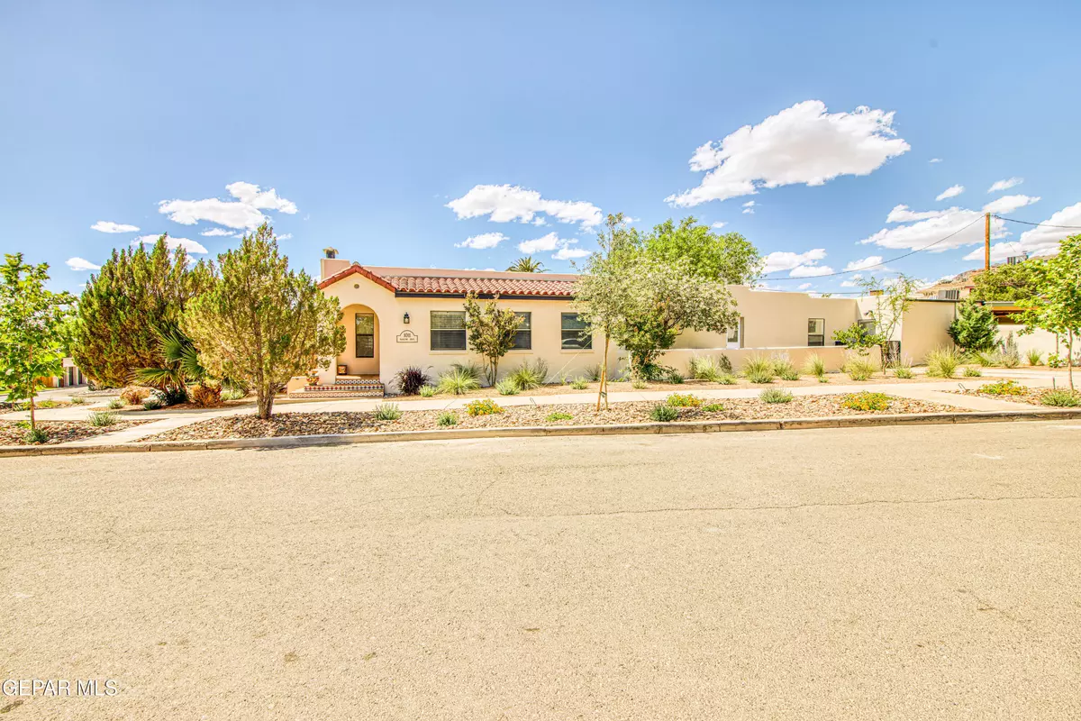 El Paso, TX 79902,1011 MADELINE DR