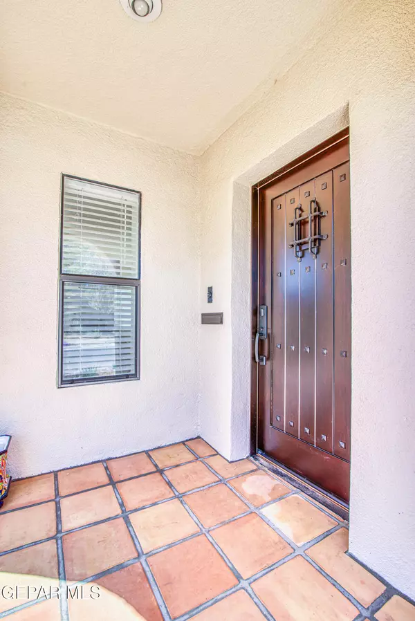 El Paso, TX 79902,1011 MADELINE DR