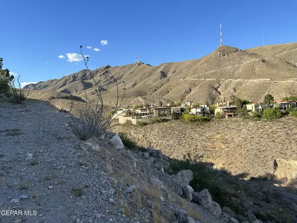 El Paso, TX 79902,11 APACHE CREST DR