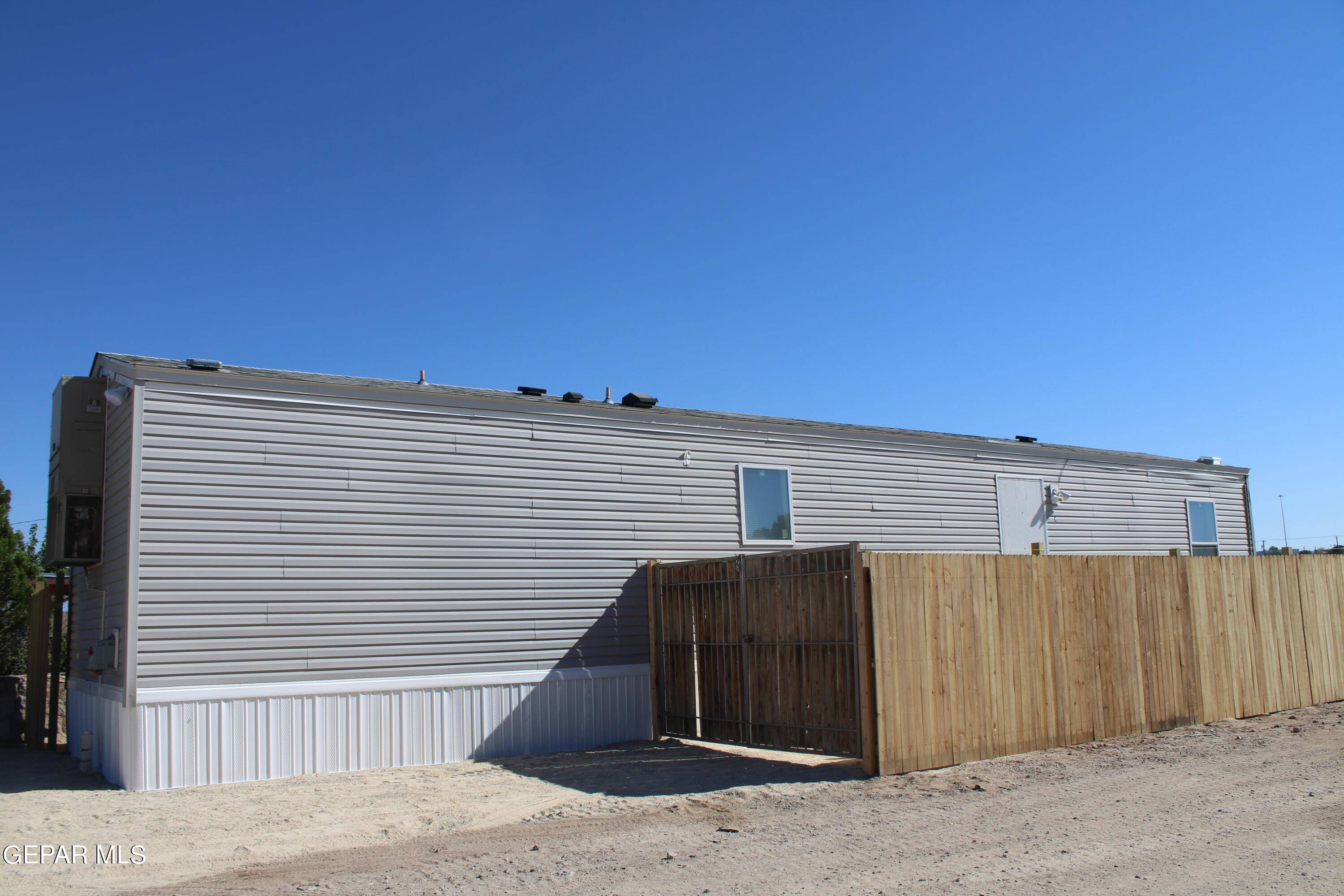 Socorro, TX 79927,1368 REID RD #C