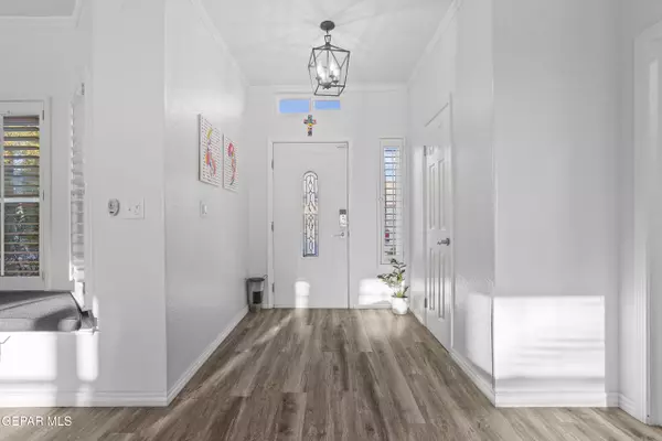 El Paso, TX 79912,817 DULCE TIERRA DR