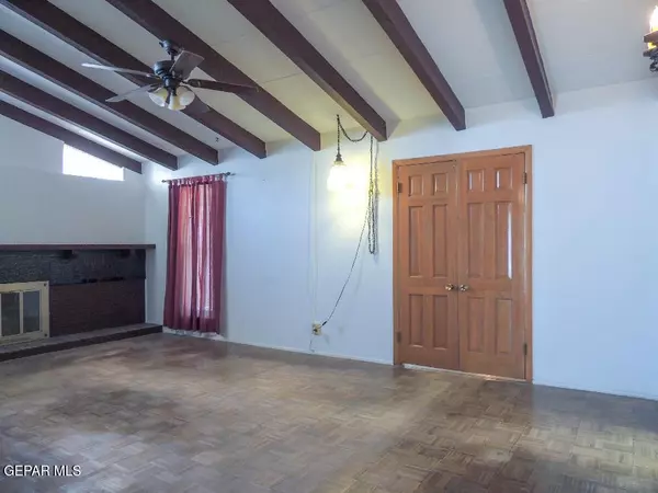 El Paso, TX 79925,2721 Fir ST