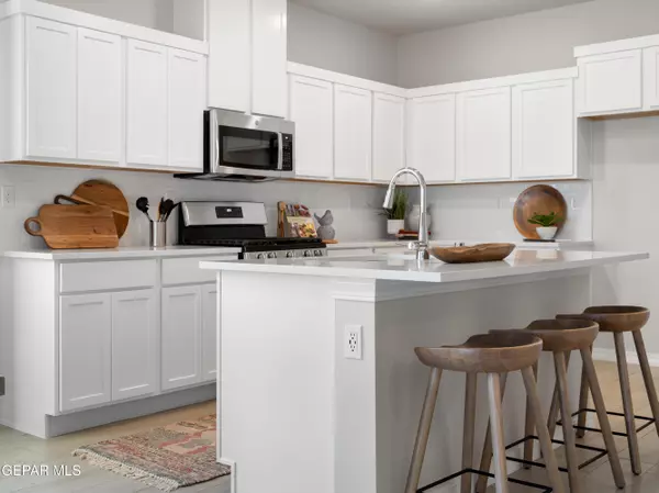 El Paso, TX 79911,2221 Moon Loft PL