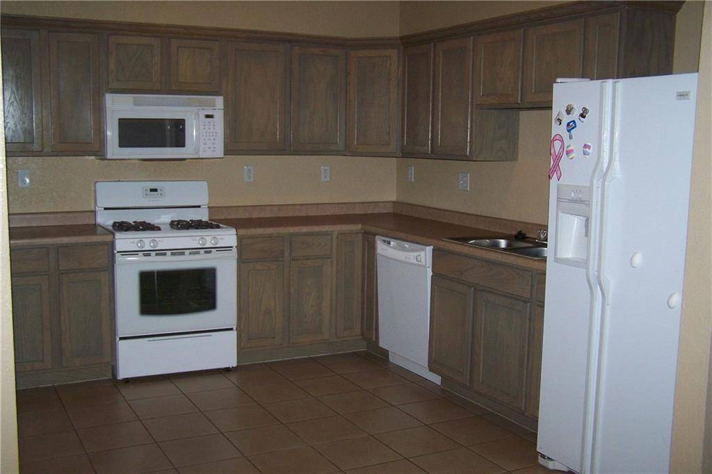 El Paso, TX 79904,4213 Volcanic AVE #A