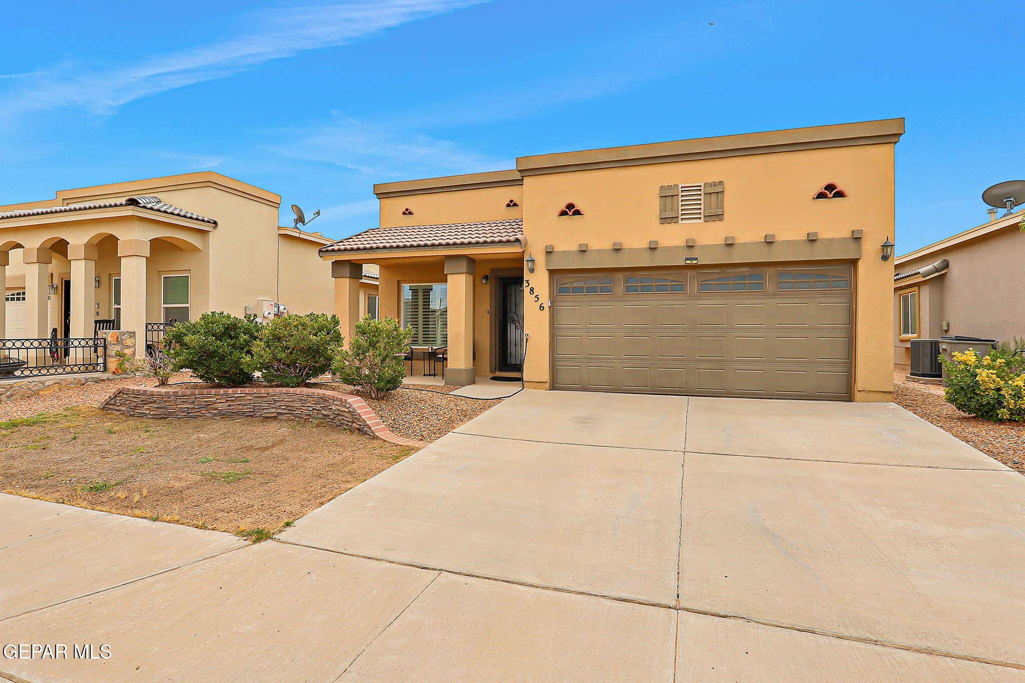 El Paso, TX 79938,3856 Loma Brisa DR