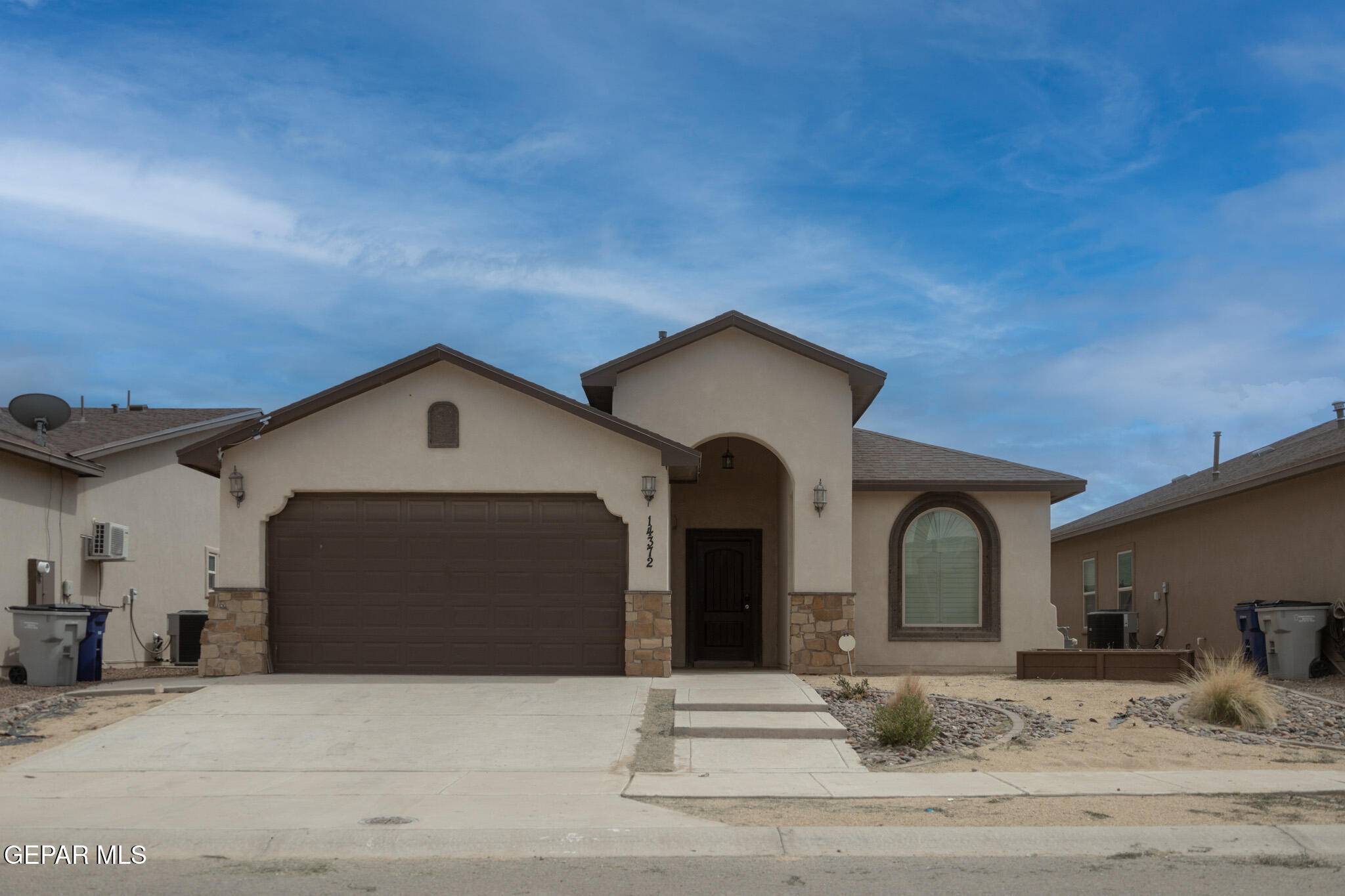 El Paso, TX 79938,14372 JONATHAN K MOLINA CT