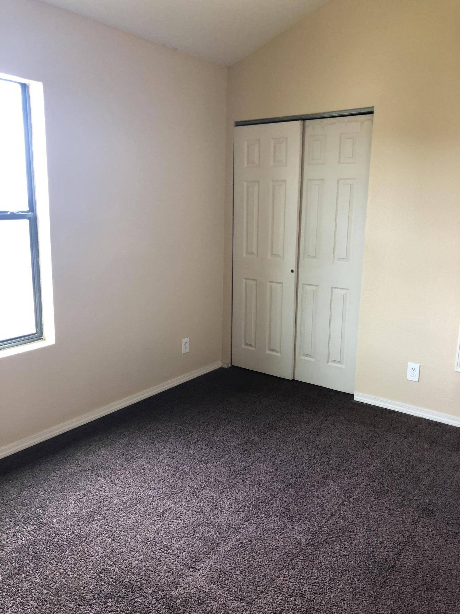 El Paso, TX 79928,1654 EXETER DR #6