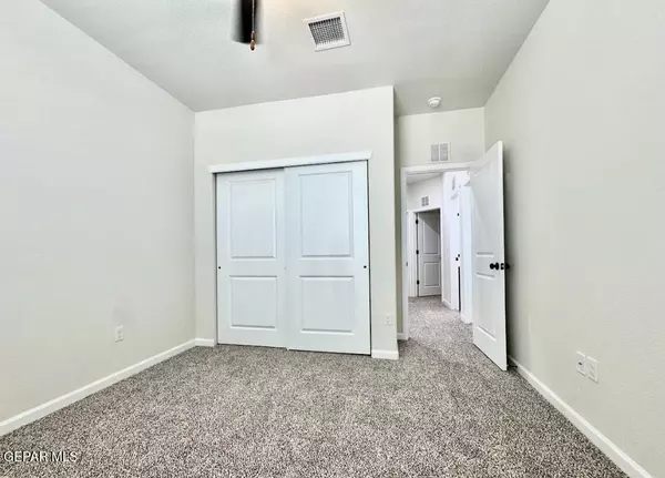 El Paso, TX 79911,1838 Pommel PL