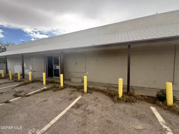 12531 De La Rosa RD, San Elizario, TX 79849