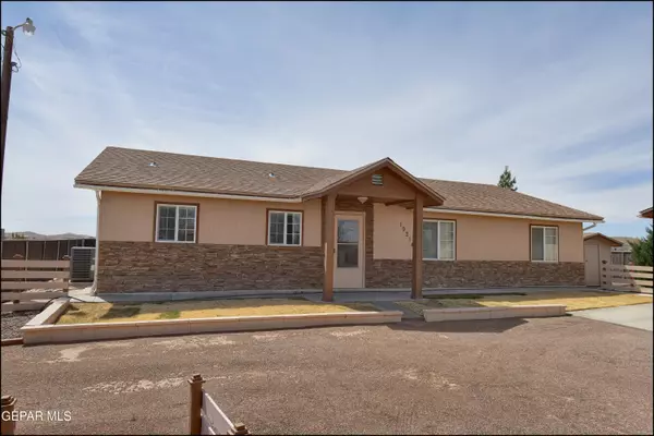 19214 Gary Lee, El Paso, TX 79938