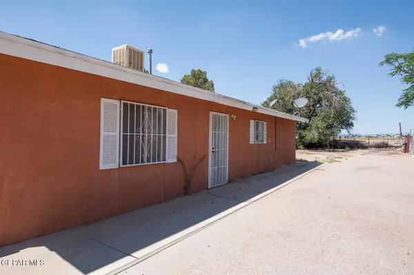 12365 Stubbs DR,  San Elizario,  TX 79849