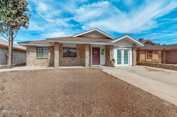 11421 Lone Wolf CIR, El Paso, TX 79936