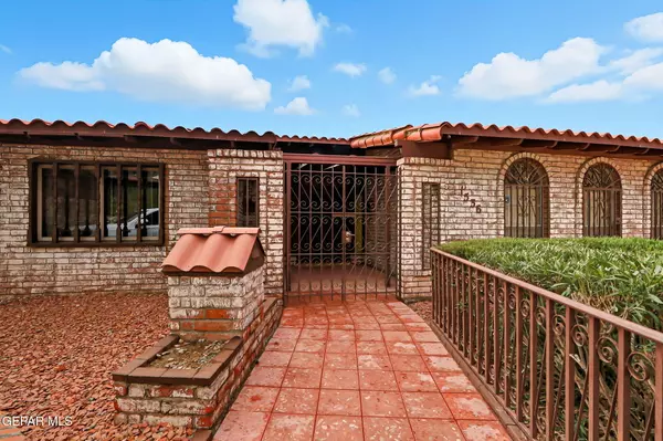 El Paso, TX 79902,1536 Rocky Bluff Drive DR