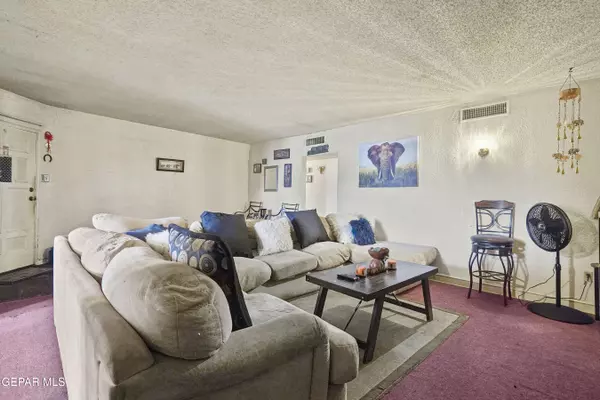 El Paso, TX 79905,150 N COLLINGSWORTH ST