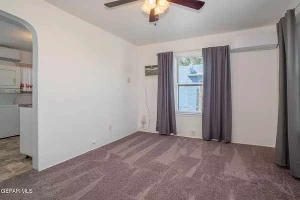 El Paso, TX 79905,5408 FRUTAS AVE