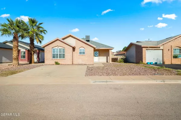 Socorro, TX 79927,10265 Valle Koki DR