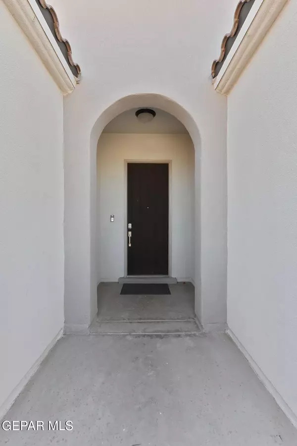 El Paso, TX 79928,237 EMERALD SUN DR