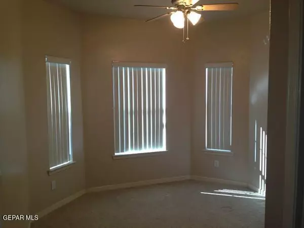 El Paso, TX 79932,1031 LOS MOROS DR