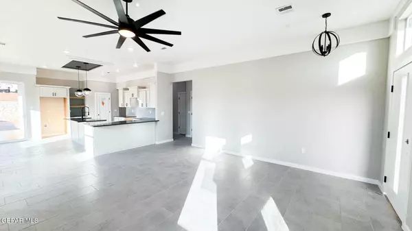 El Paso, TX 79938,15009 Ambition AVE