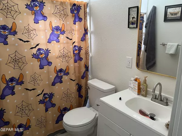 El Paso, TX 79924,9333 RALEIGH DR