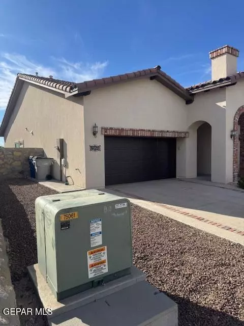 El Paso, TX 79911,7726 Enchanted Ridge DR